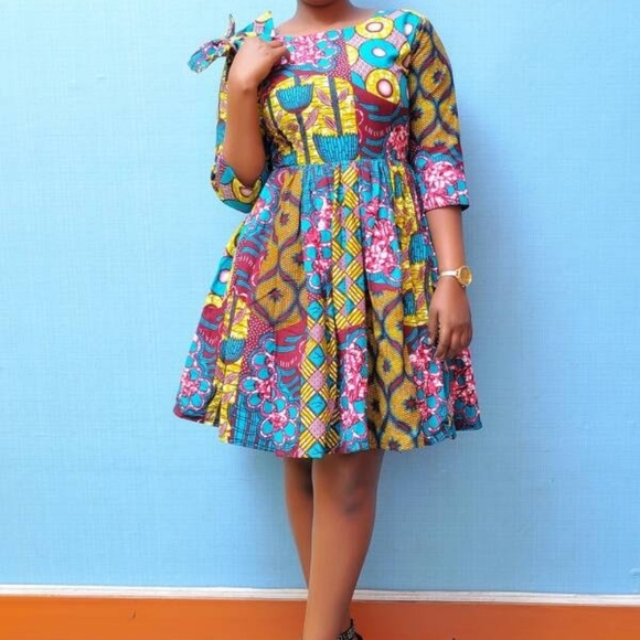 Dress - Picture 4 of 4